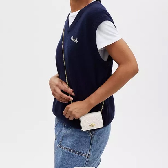 Coach Mini Wallet On A Chain In Signature Leather color gold/chalk - Picture 6 of 8